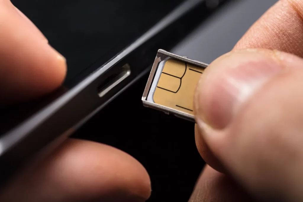 SIM Card Hacking and How to Protect Yours SIM card hacking,attacks,SIM cards,Hacking